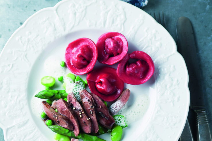 Étouffée-Taubenbrust Brust Rezept | Festmahl | Filmrezepte | Thomas Struck, Karin Laudenbach | Callwey