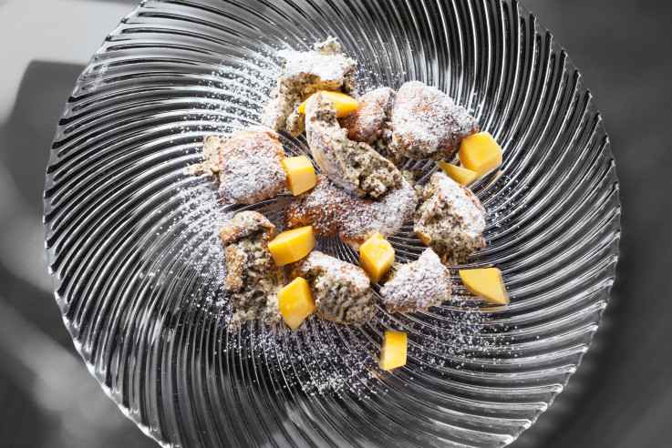 Mohnschmarrn mit Mango Rezept | Dessert Ideen | Eckart Witzigmann | Tantris | Hans Haas | Callwey
