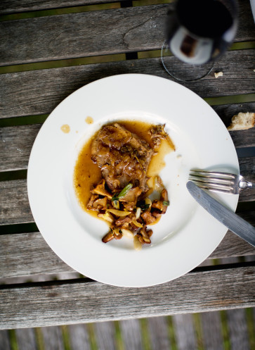 Geschmorte Kalbslende mit Pfifferlingen