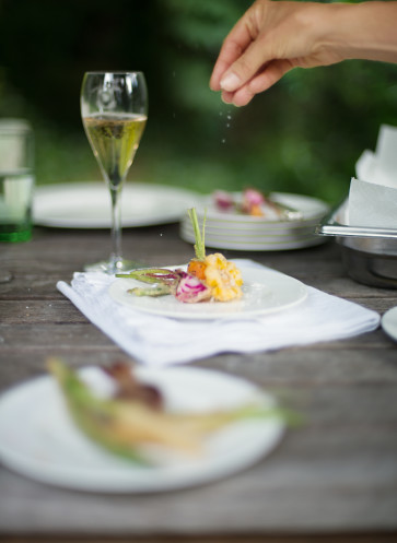 Spring_Lunch_Family_07