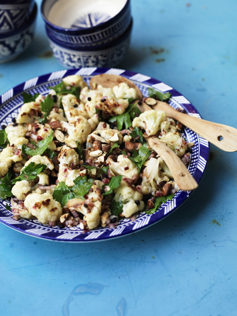 Blumenkohlsalat mit Safran-Korinthen-Dressing | Rezept