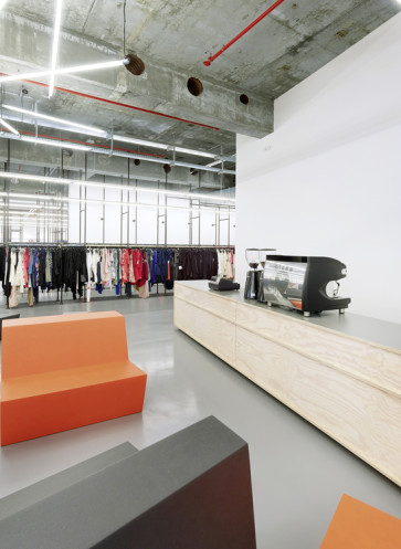 store-book-2015-zalando-outlet-frankfurt