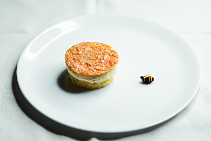 Bienenstich Rezept | Kuchen selber backen | Schnell und lecker | Deutscher Wein und Deutsche Küche | Tim Raue | Callwey