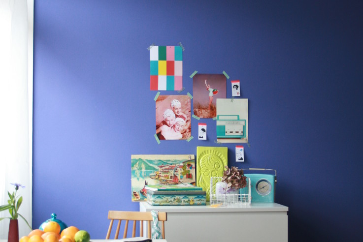 Kunstvolle Wandgestaltung mit Drucken aus Zeitschriften