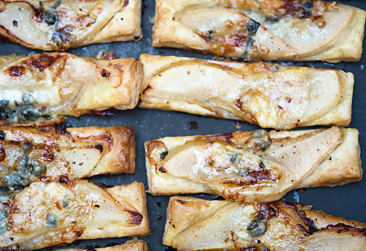 Rezept der Woche Blätterteighäppchen Roquefort Birne