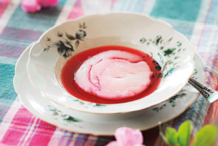 Mahalepi Cypriot Dessert - Rosen-Dessert Küche Zyperns