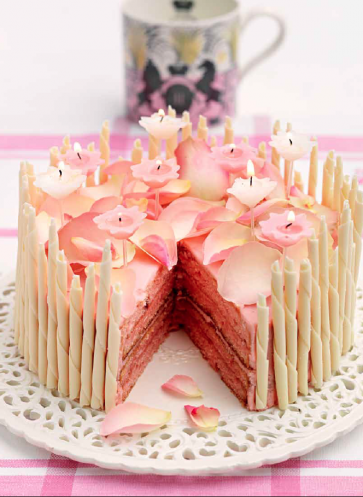 Rezept Geburtstagskuchen Queen Geburtstag Rosenblätter