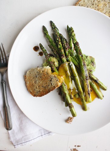grüner Spargel gegrillt schnelles Rezept