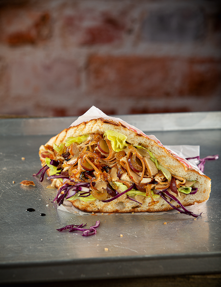 Einmal mit Alles: Der Döner und seine Verwandten | Callwey