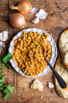 callwey-gruen-warm-gut-chana-masala