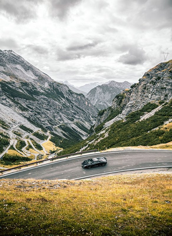callwey-spectacular-black-car