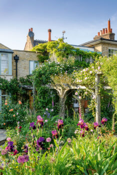 callwey-gartennovitaeten-romantische-gaerten